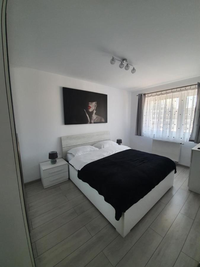 Apartament Coresi Promenada Coresi Braşov Esterno foto